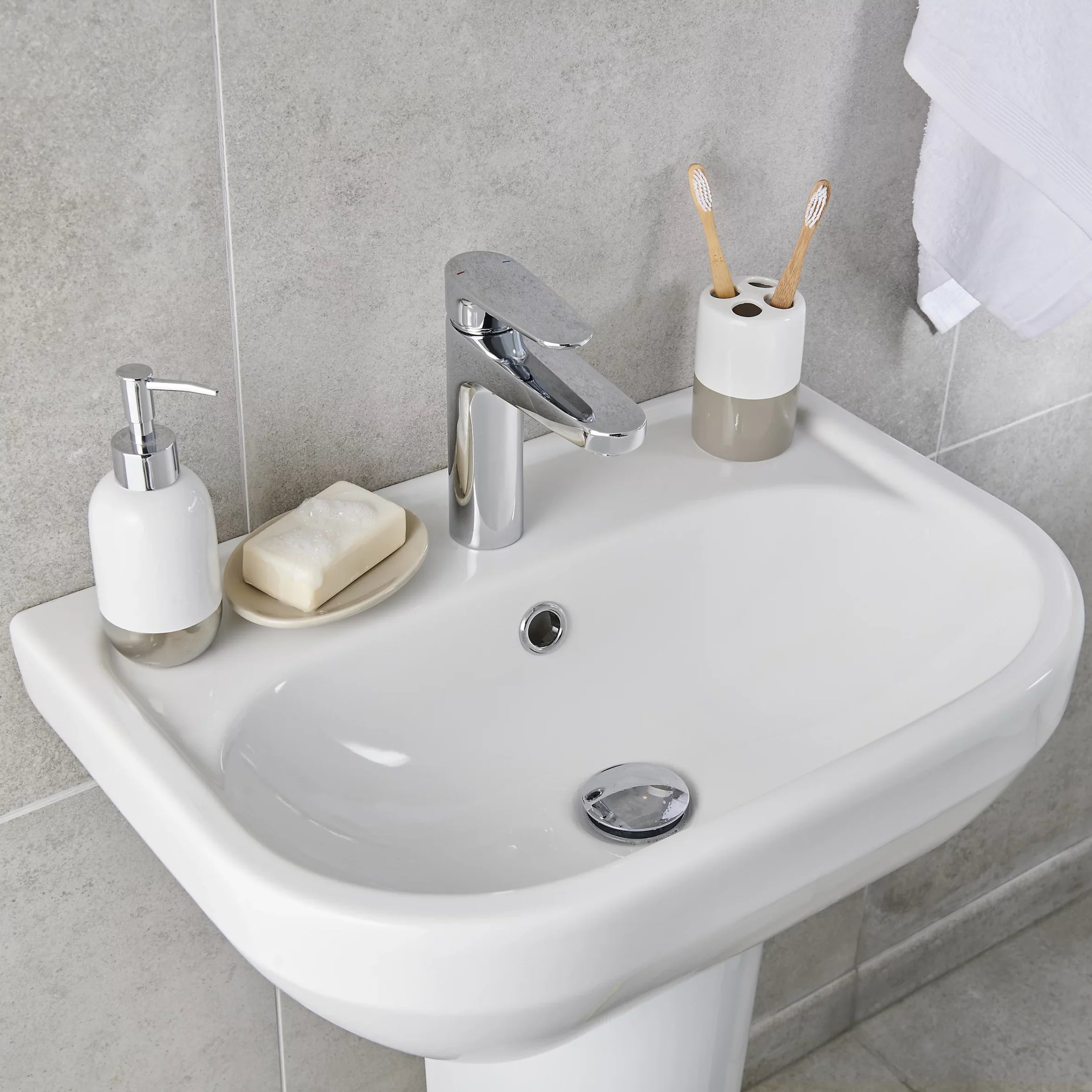 GoodHome Cavally 1 lever Tall Modern Basin Mono mixer Tap 1721